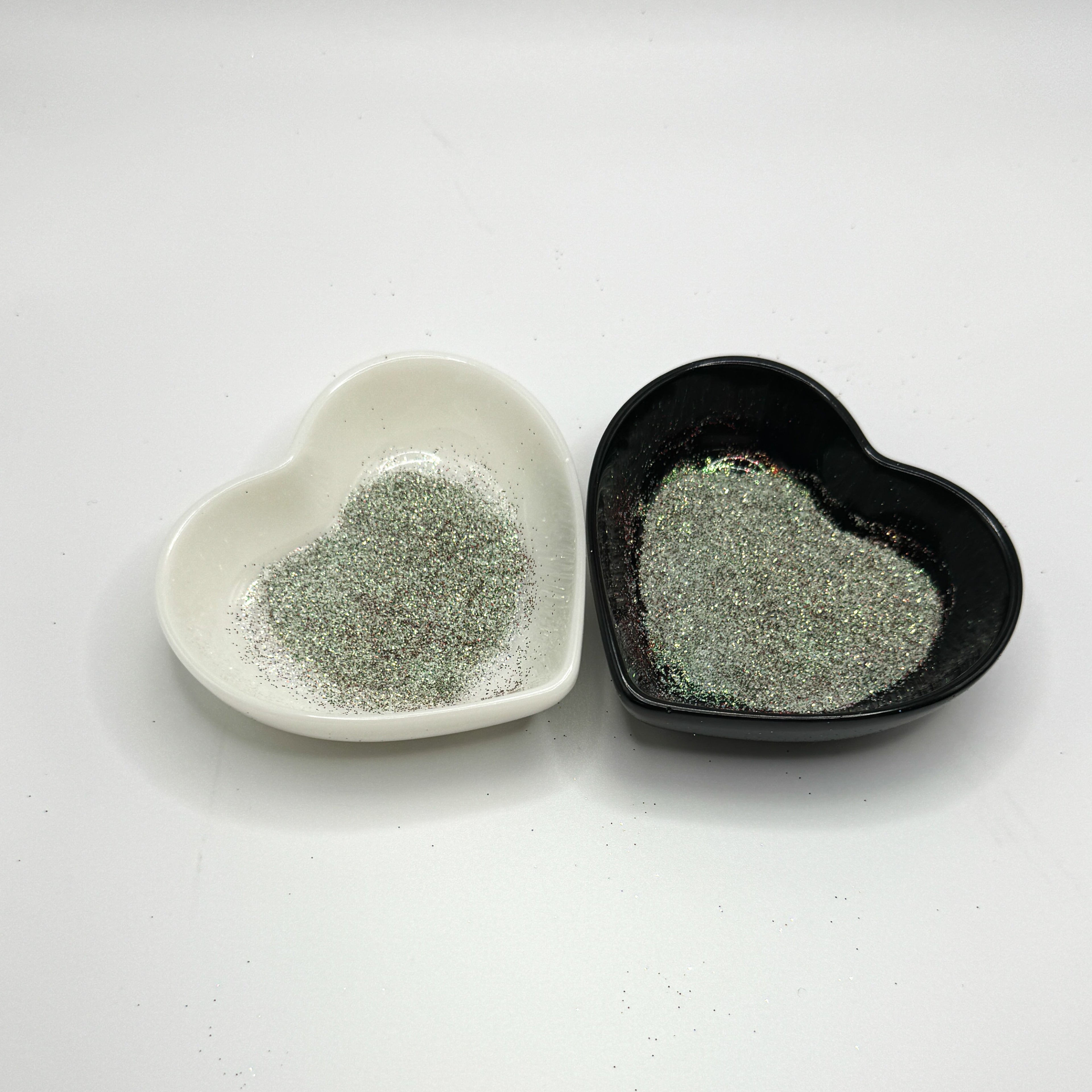 Ben | White/Red/Green/Silver Metallic/Iridescent Custom Extra Fine Glitter Mix